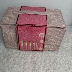 Paris Hilton Pink Beauty Tool Collection Brushes set 7 pieces